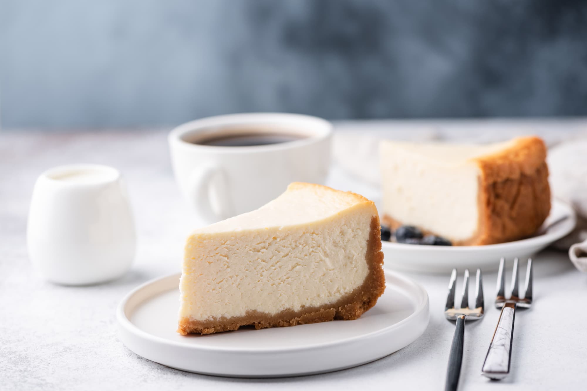 いろいろなケーキと組み合わせると、よりおいしいコーヒーは?